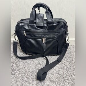 Kenneth Cole Reaction Black Leather Briefcase